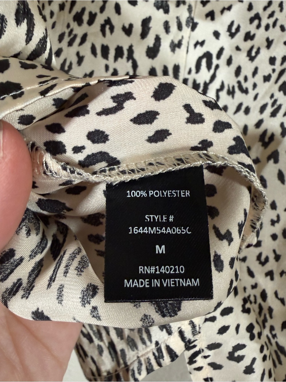 Leopard Satin Cream Leopard Cheetah Print Blouse Women's Medium - Picture 7 of 9